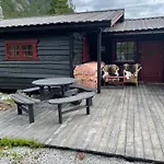 Дом отдыха Peaceful Close To Bo Sommarland And Lifjell-perfect For Hiking *